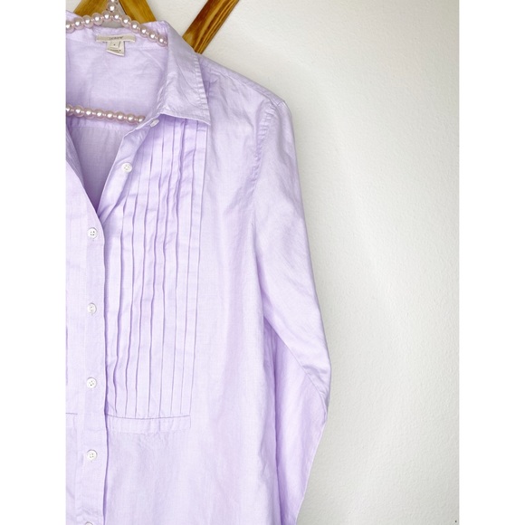 J CREW classic pleated button up. - Picture 2 of 3